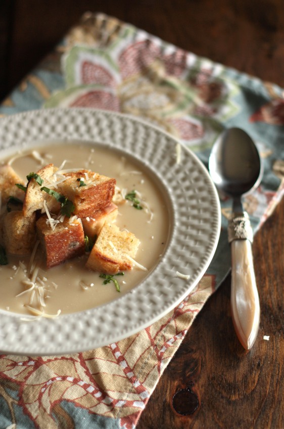 40 Clove Garlic Soup