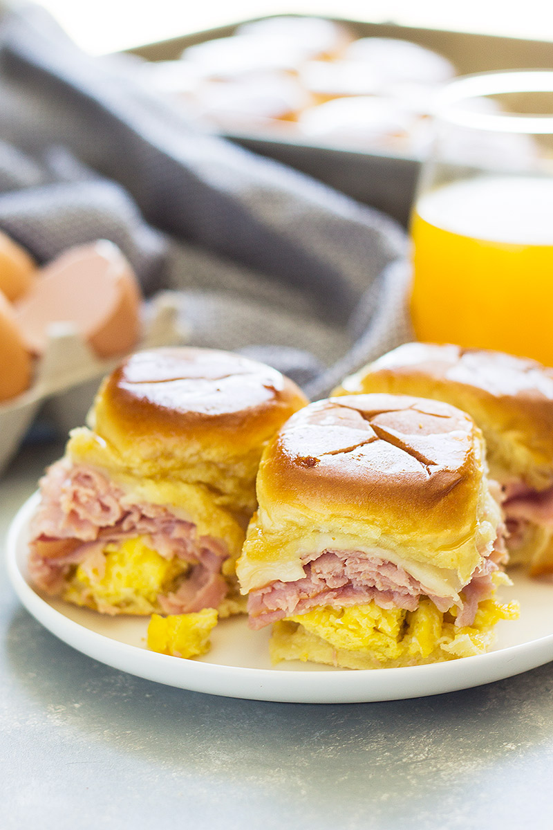Ham and Swiss Breakfast Sliders are an easy, delicious and filling breakfast!