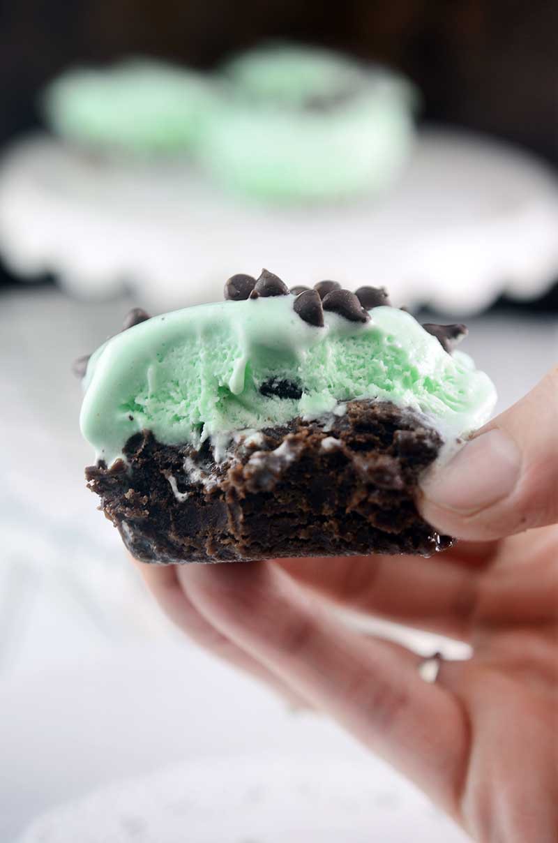 Mint Chocolate Chip Ice Cream Brownie Cups