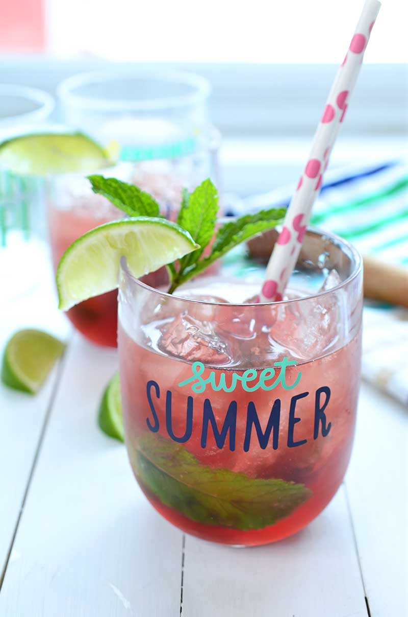 If you are looking for the perfect, refreshing drink for summer parties, this pomegranate mojito is it!