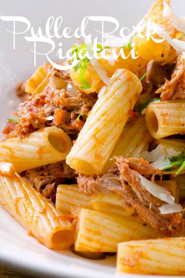 Pulled Pork Rigatoni is a rustic pasta dish. Rigatoni tossed with pulled pork ragu #leftoverpulledpork #pulledpork #pasta #dinner