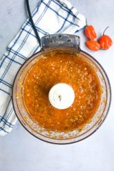 Making your own habanero hot sauce is very easy!
