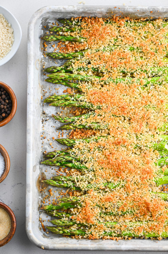 Baked Asparagus with Breadcrumbs