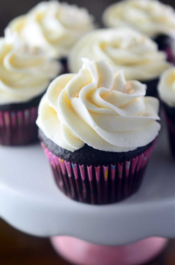 Chocolate Cupcakes with Vanilla Buttercream