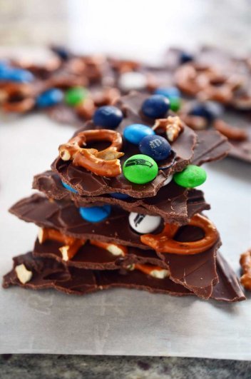 Game Day Candy Bark