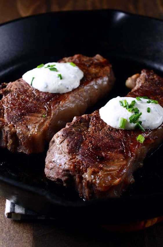 Pan Seared Steak with Creamy Herbed Horseradish Sauce