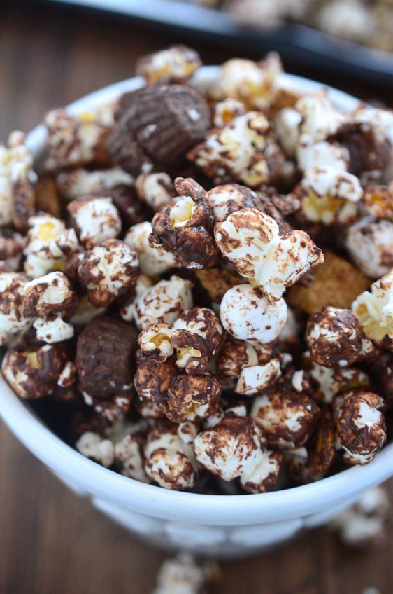Peanut Butter Cup S’mores Popcorn