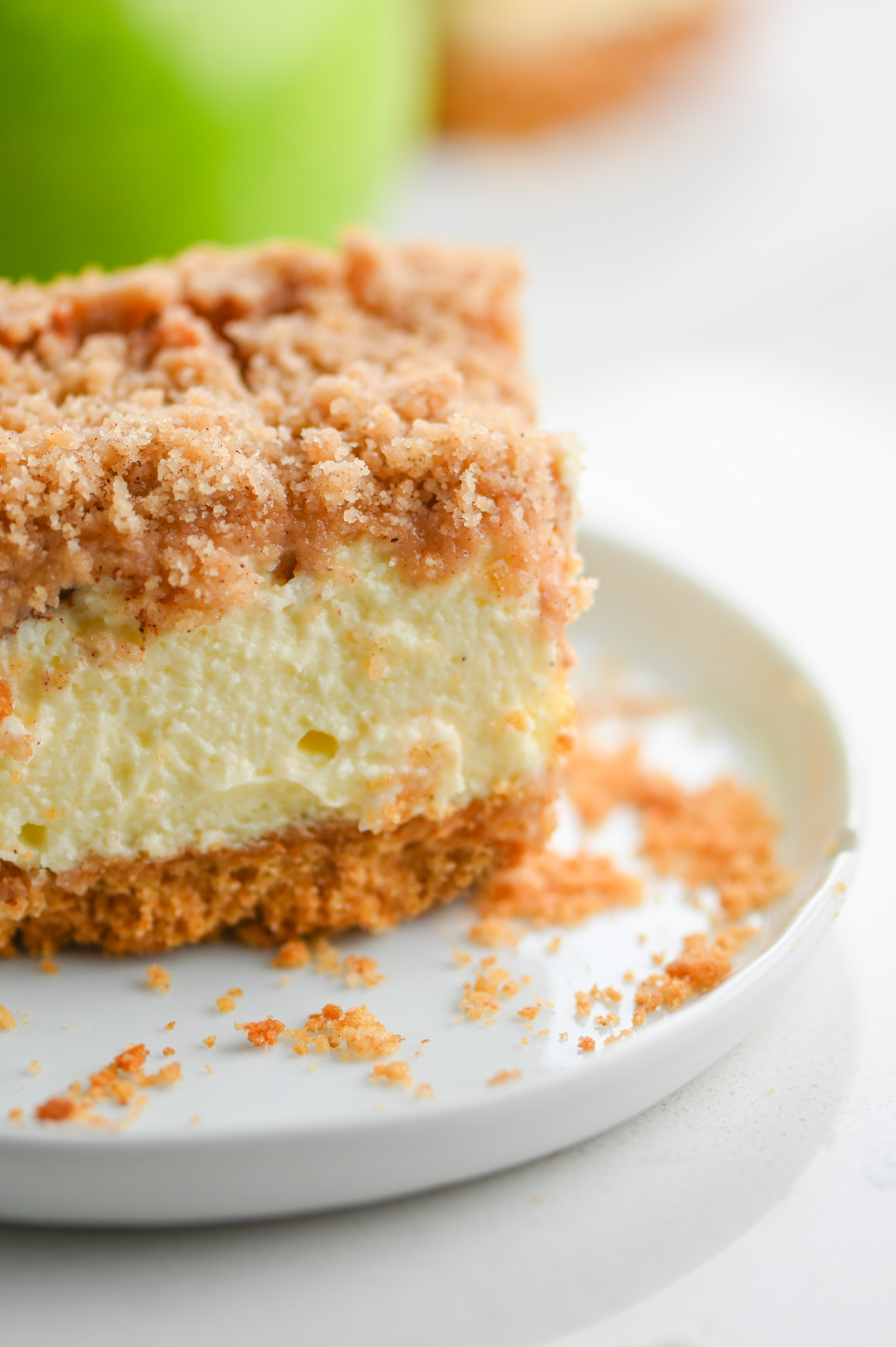 Apple Cheesecake Bars