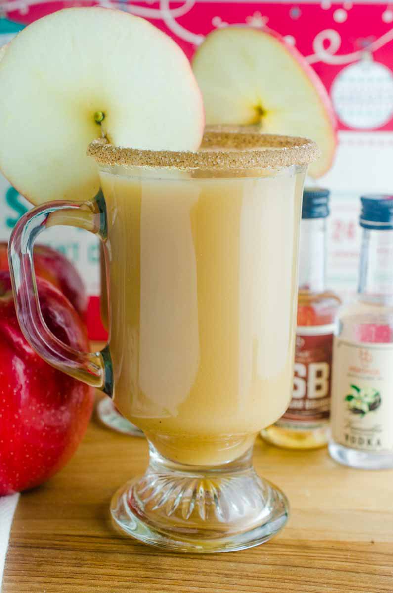  Apple Pie Cocktail is perfect for fall. With hot apple cider, vanilla vodka and brown sugar bourbon, it's just the drink you need to warm up with this holiday season. 