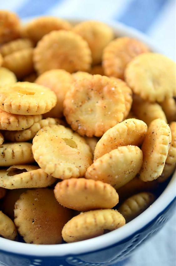 Cajun Seasoned Oyster Crackers