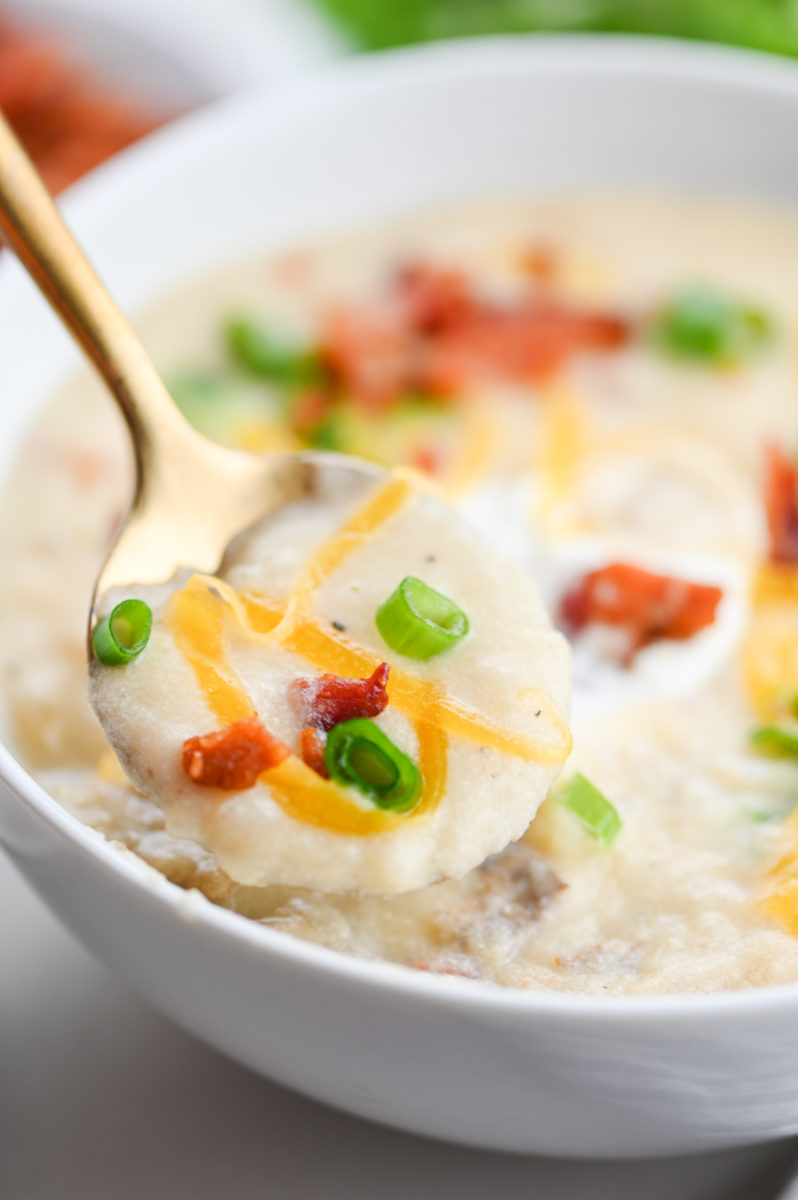 Loaded Baked Potato Soup - Creme De La Crumb