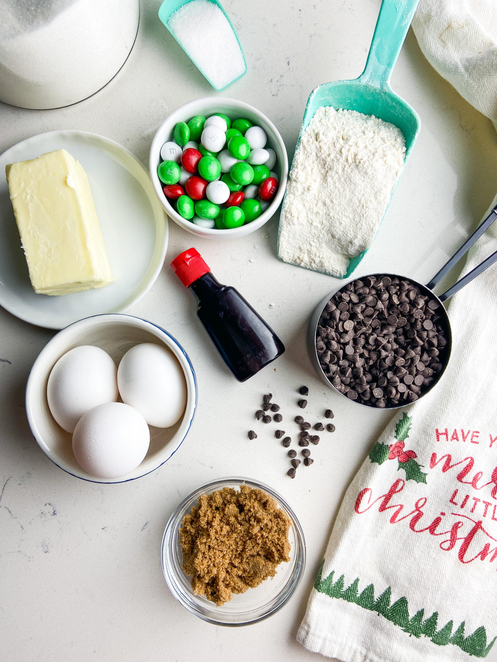 Ingredients for Mint M&M cookie bars