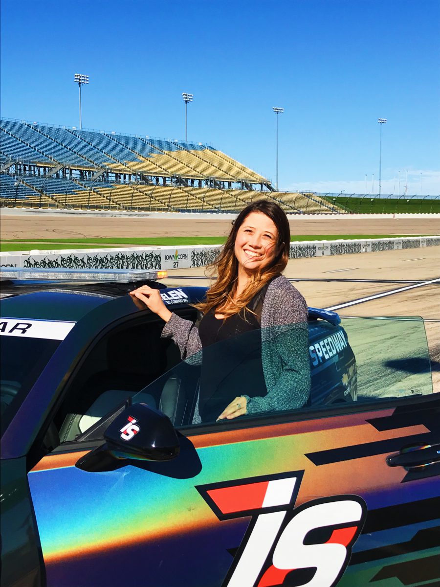 Des riding in a pace car