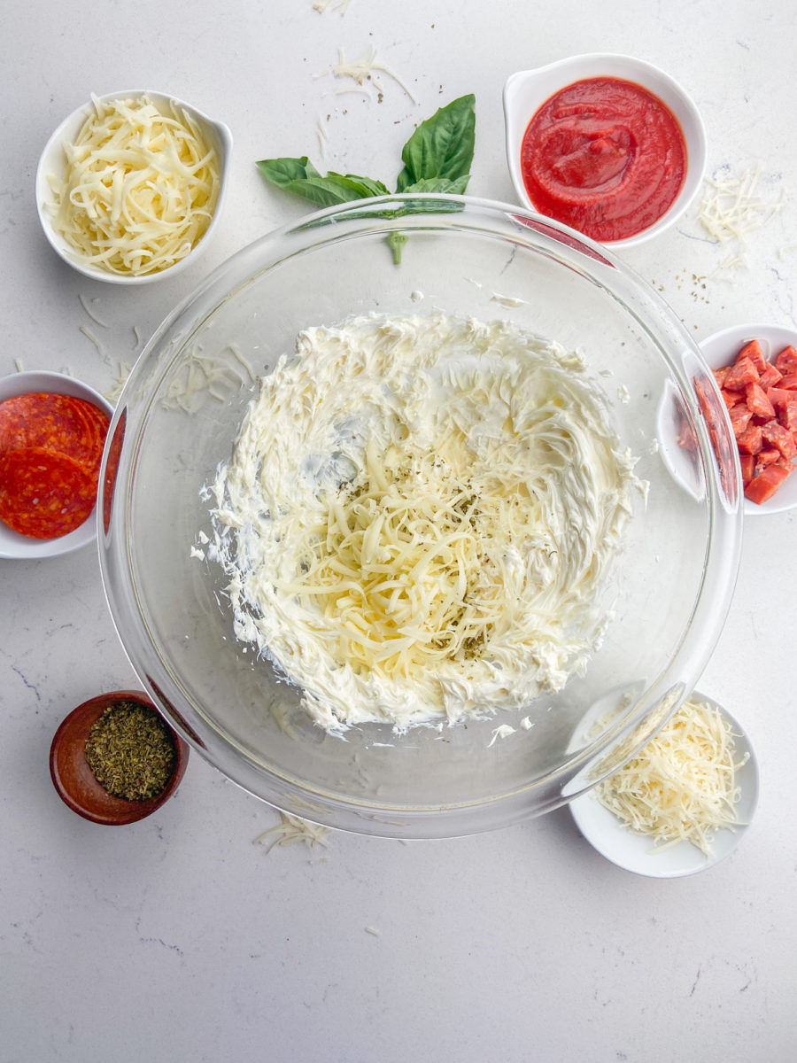 Cream cheese mixed with mozzarella, parmesan and oregano. 