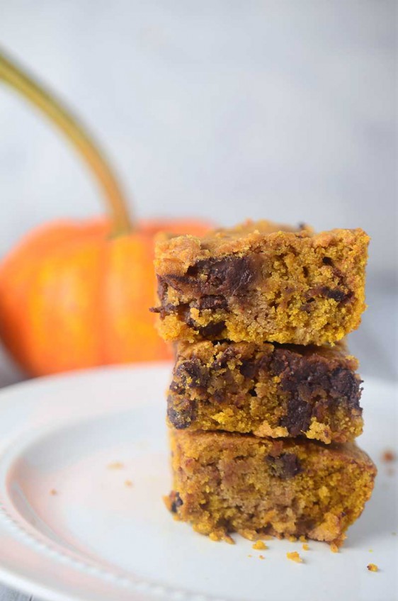 Pumpkin Chocolate Chip Bars