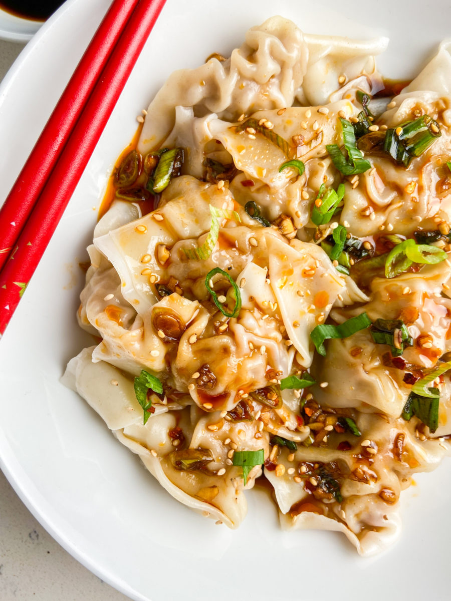 Shrimp and Pork Wontons in Spicy Sauce
