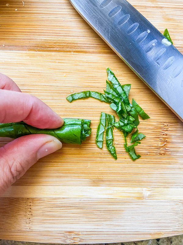 How to chiffonade basil 