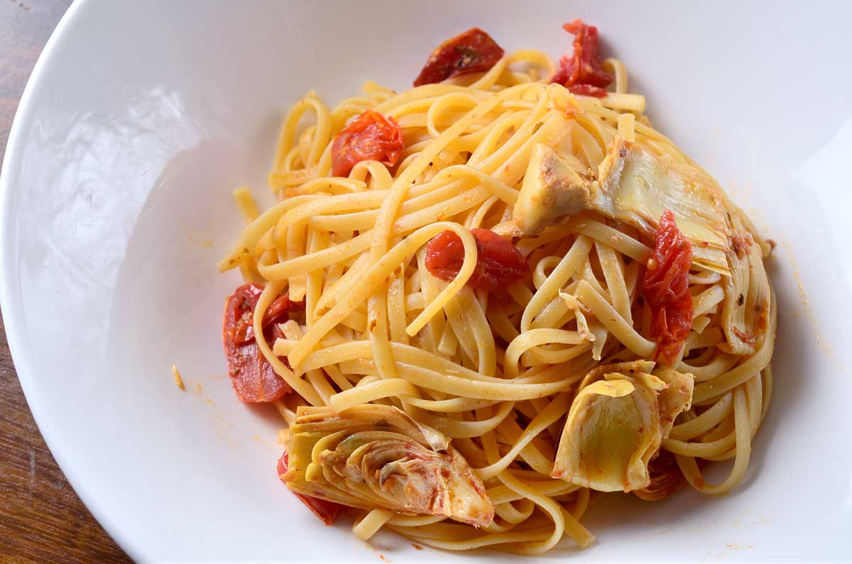 Balsamic Artichoke and Tomato Pasta