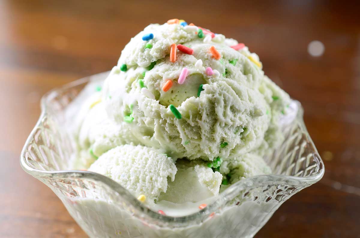 Ice Cream with Guava and Carrot Cake
