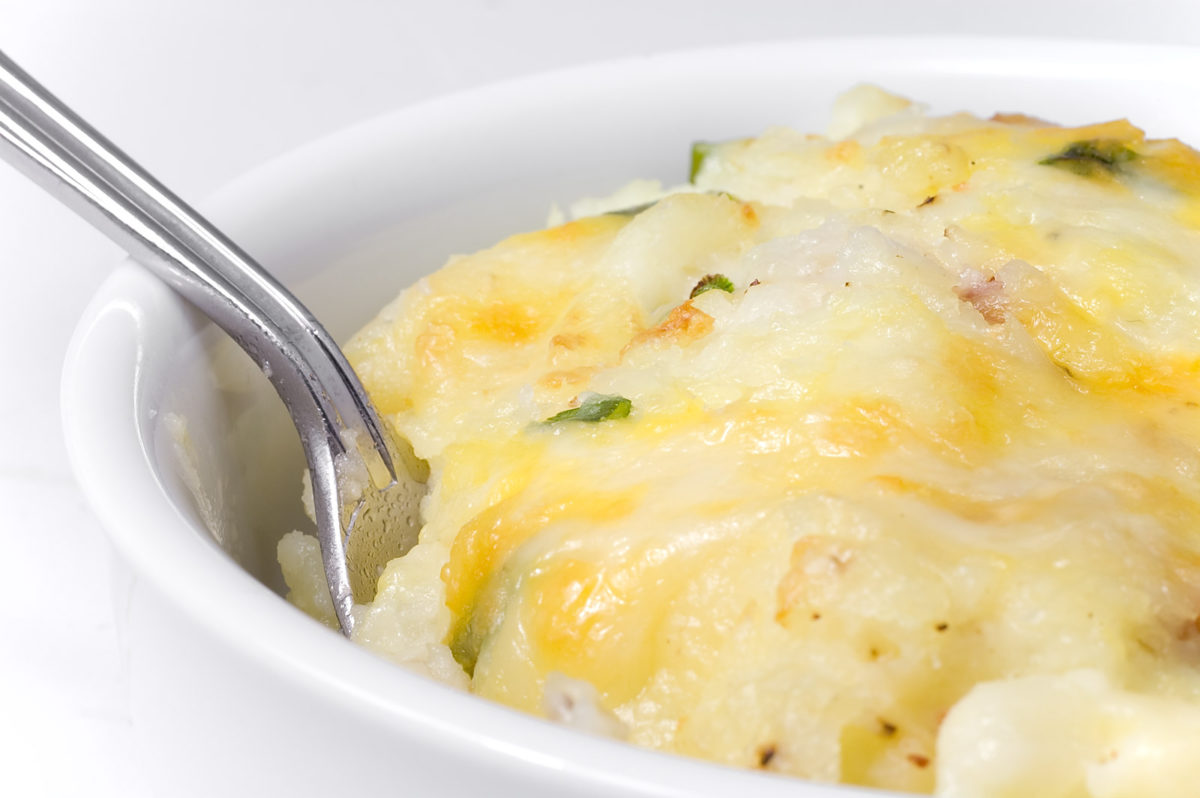 Cheesy Baked Mashed Potatoes