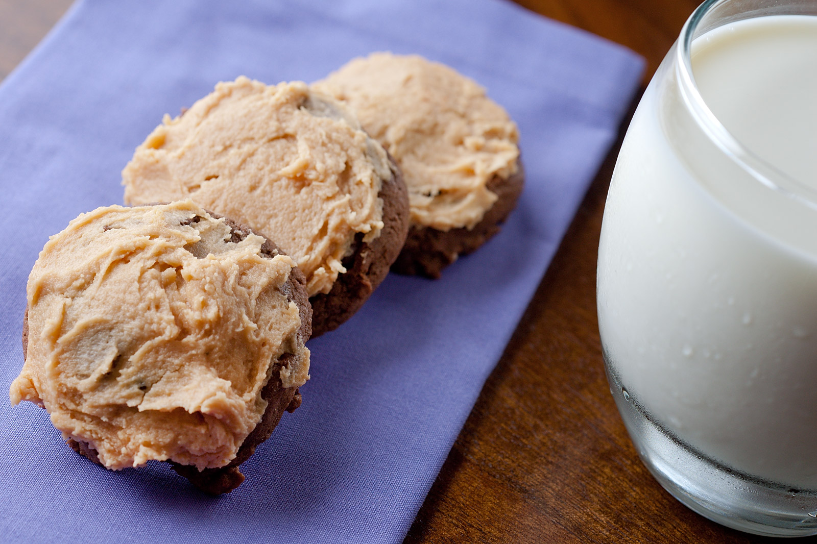 Chocolate Cookies with Peanut Butter Cream Cheese Frosting