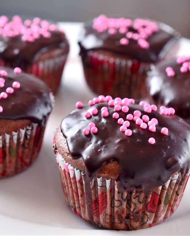 Chocolate Cupcakes with Chocolate Ganache