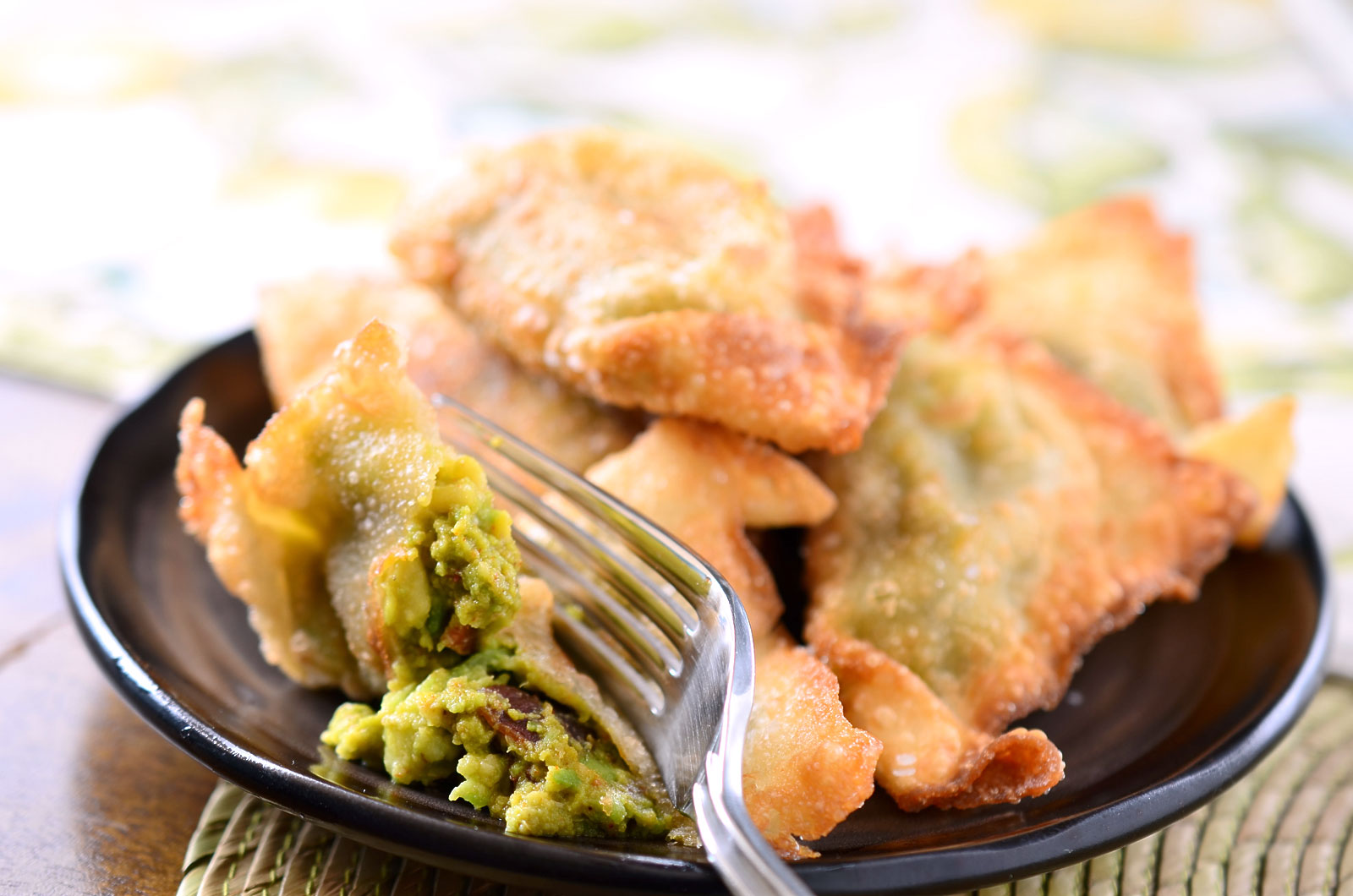 Guacamole Bacon Wontons
