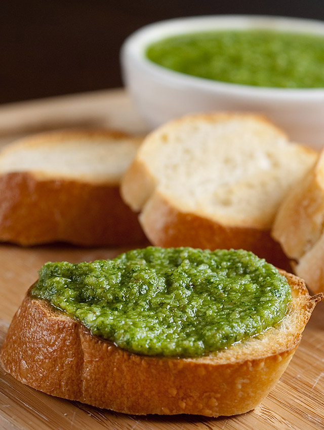 Arugula Walnut Pesto