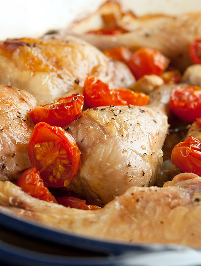 Baked Chicken with Garlic and Cherry Tomatoes
