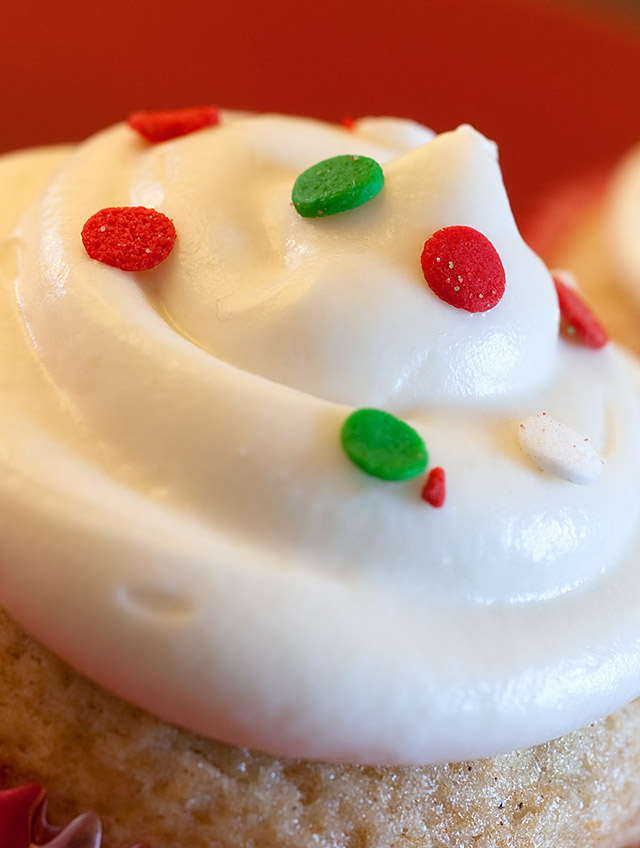 Eggnog Cupcakes with Maple Cream Cheese Frosting