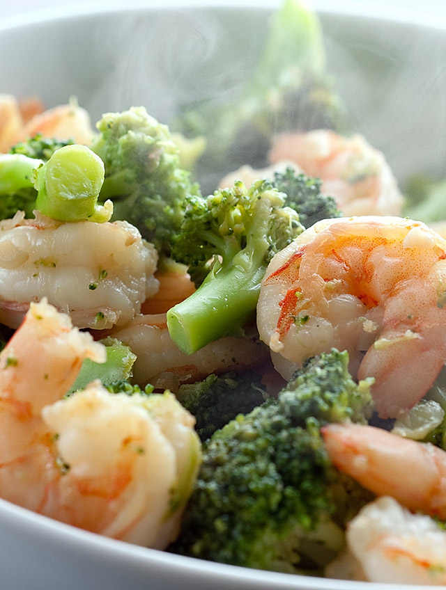 Ginger Shrimp and Broccoli Stir-Fry