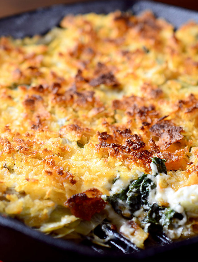 Hot Kale and Artichoke Dip