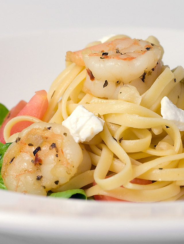 Linguinie with Prawns, Spinach, Tomatoes and Goat Cheese