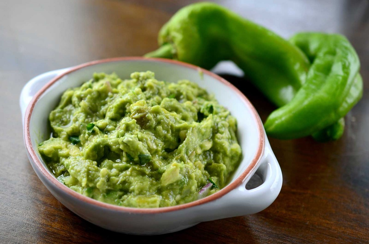 Roasted Hatch Chile Guacamole