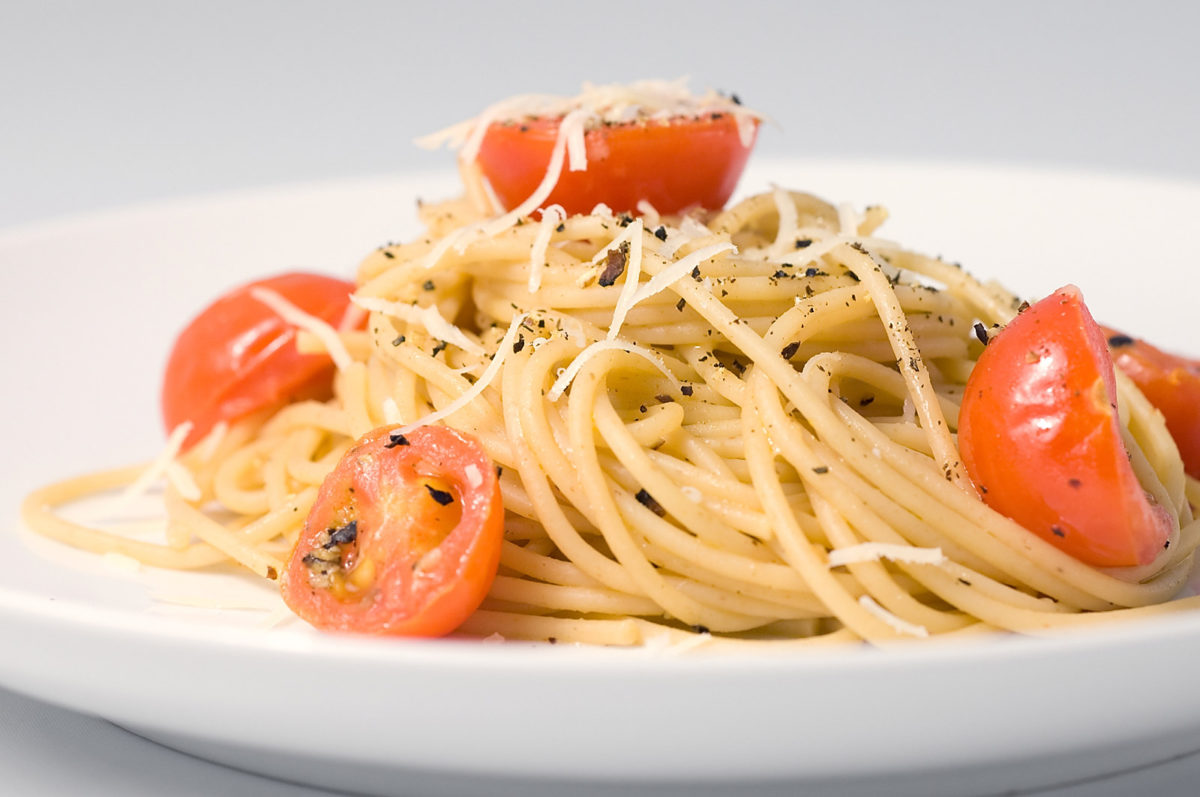 Spaghetti with Pecorino Romano, Pepper and Tomatoes