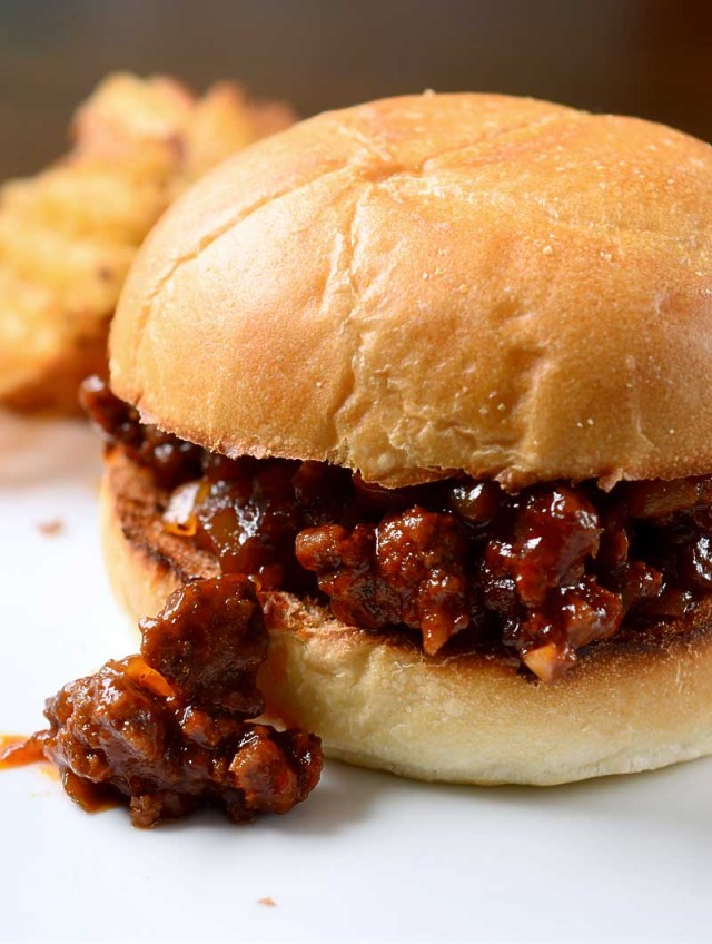 Sriracha BBQ Sloppy Joes