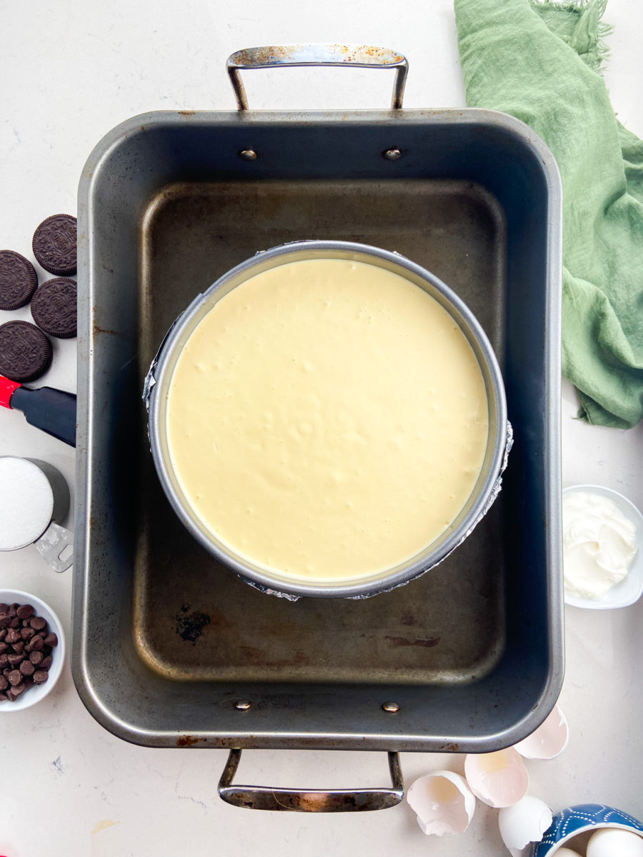 Cheesecake in water bath. 