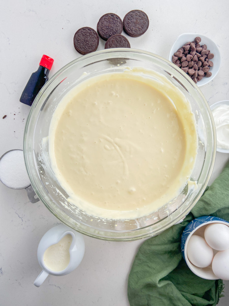 Cheesecake filling in glass bowl. 