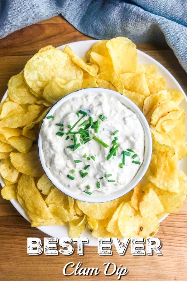 This classic creamy clam dip is perfect for summer potlucks. It's even better after it sets so it's perfect for making ahead! #clamdip #dip #bbq #potluck #appetizer