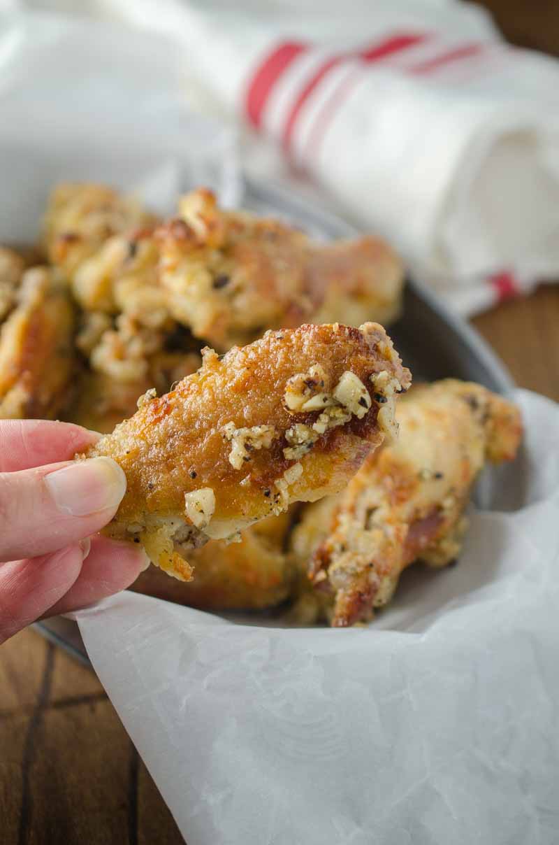 Garlic Pepper Chicken Wings are crispy, garlicky, peppery and oh so addictive. 