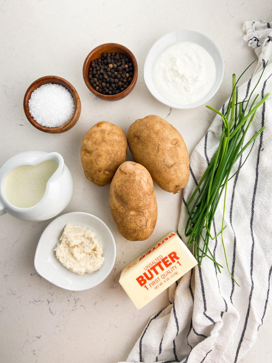 Horseradish Mashed Potatoes Ingredients. 