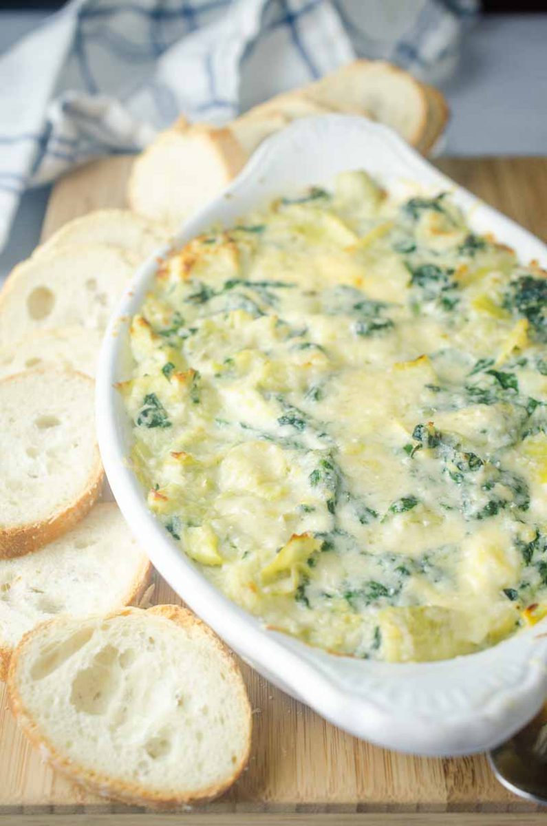 Spinach and Artichoke Dip with Crab 