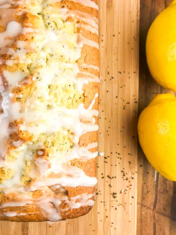 This Lemon Poppy Seed Bread is the perfect spring time dessert. It works well for brunches, breakfasts on the go and your afternoon coffee break! 