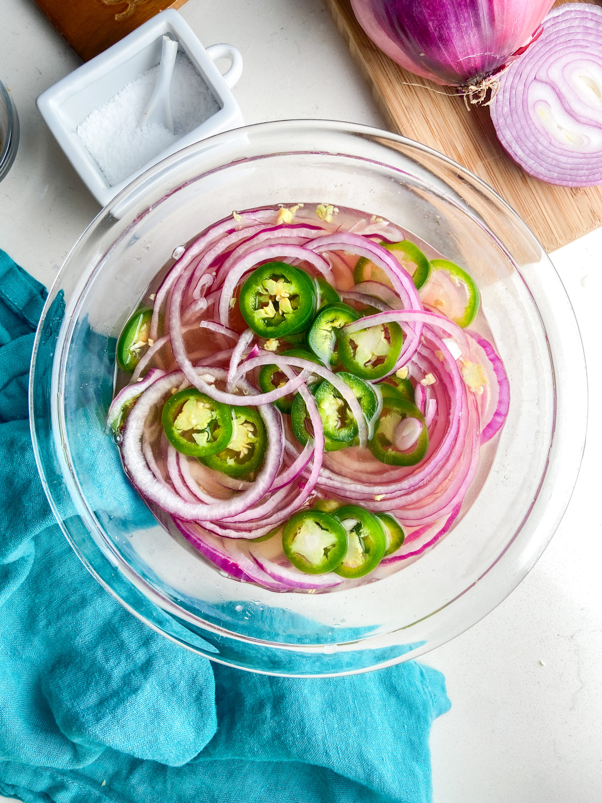 https://www.lifesambrosia.com/wp-content/uploads/xQuick-Pickled-Red-Onions-Recipe-Photo-3-scaled.jpg.pagespeed.ic.dtmZH8ePV9.jpg