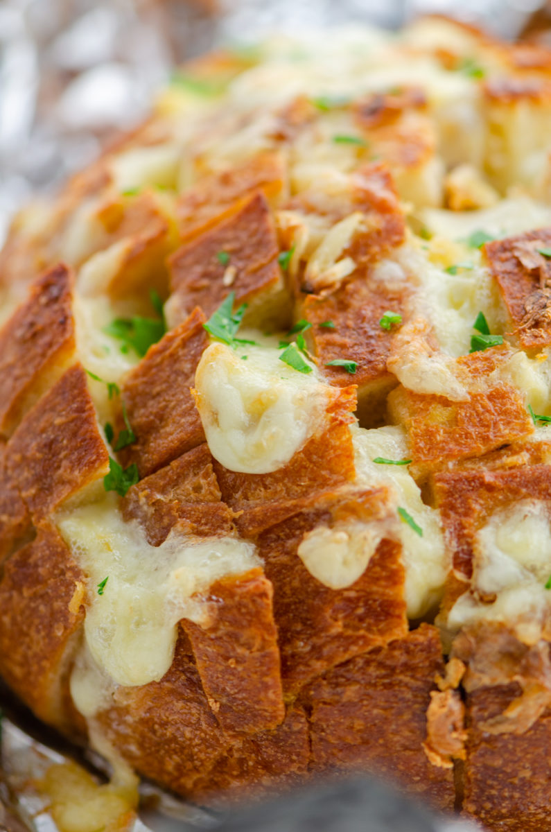 Roasted Garlic and Brie Pull Apart Bread Life's Ambrosia