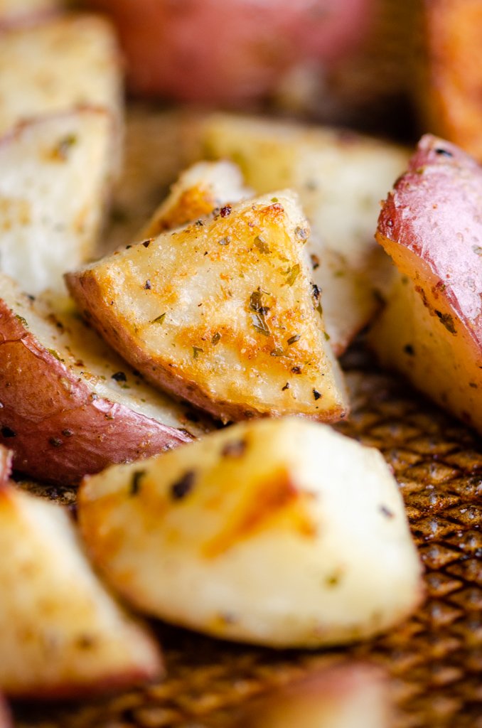 The Best Oven Roasted Red Potatoes - Easy & Delicious