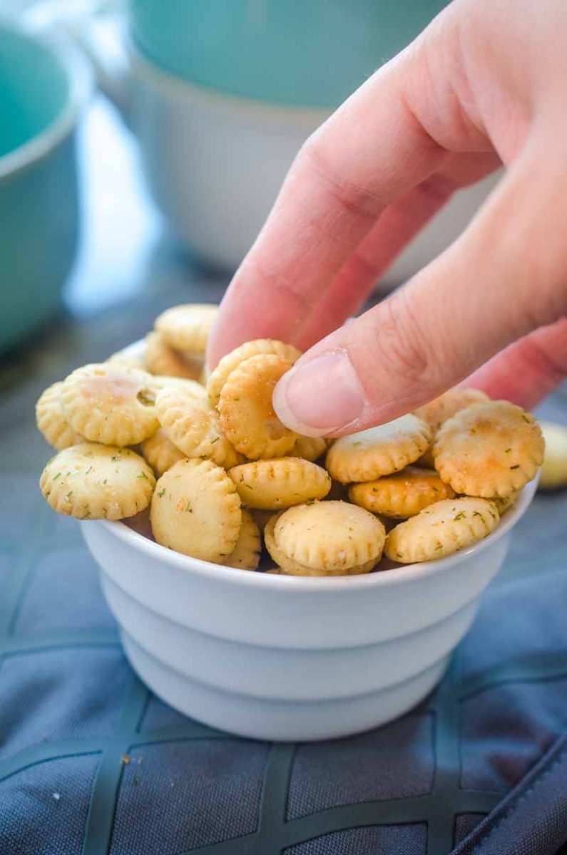 Ranch Oyster Crackers a quick recipe! 