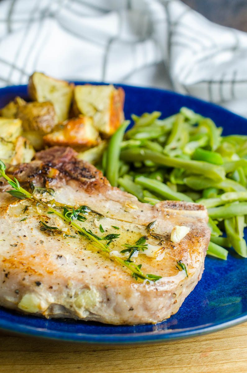Want to learn how to make Sous Vide Pork Chops? This easy to follow recipe yields juicy, flavorful pork chops that the whole family will love. 