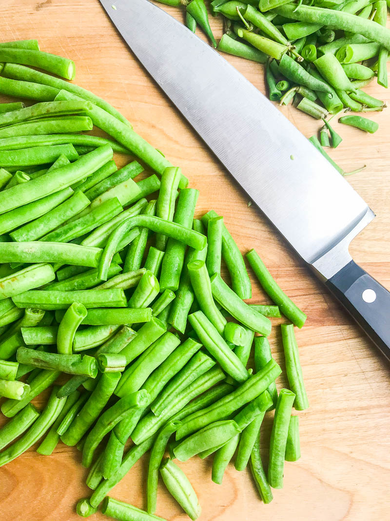 How to clean and prepare fresh green beans. 