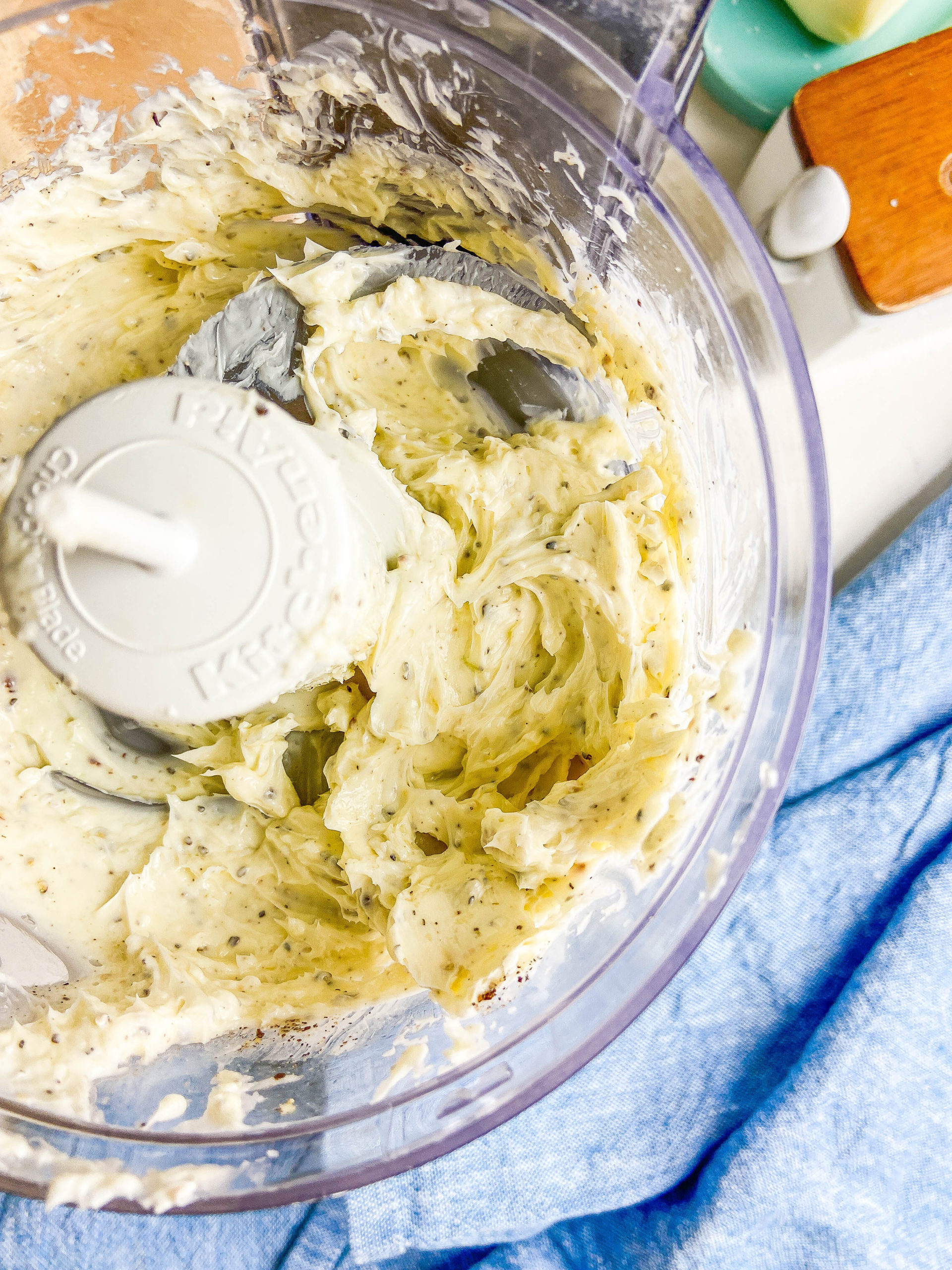 Whipped garlic butter in a food processor. 